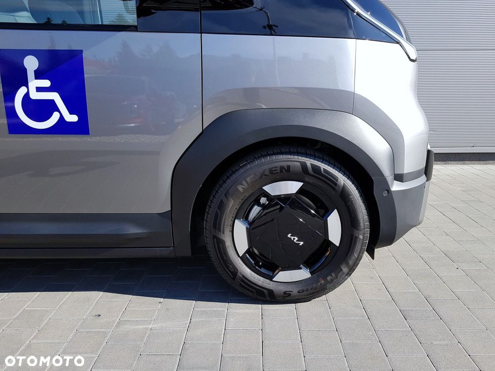 Kia PV5 71.2kWh - 8