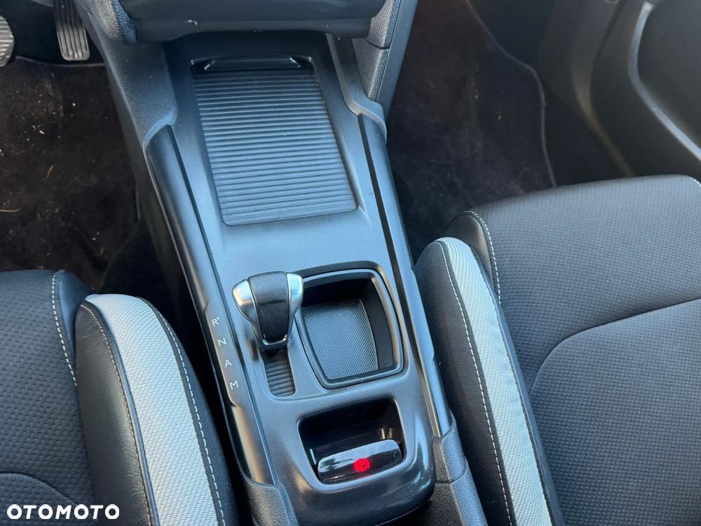 Citroën DS4 1.6 e-HDi SoChic MCP - 13