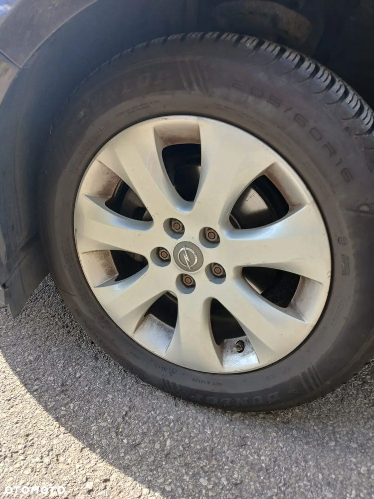 Opel Astra IV 1.4 T Enjoy - 13