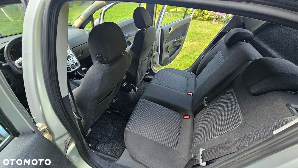 Opel Corsa - 11