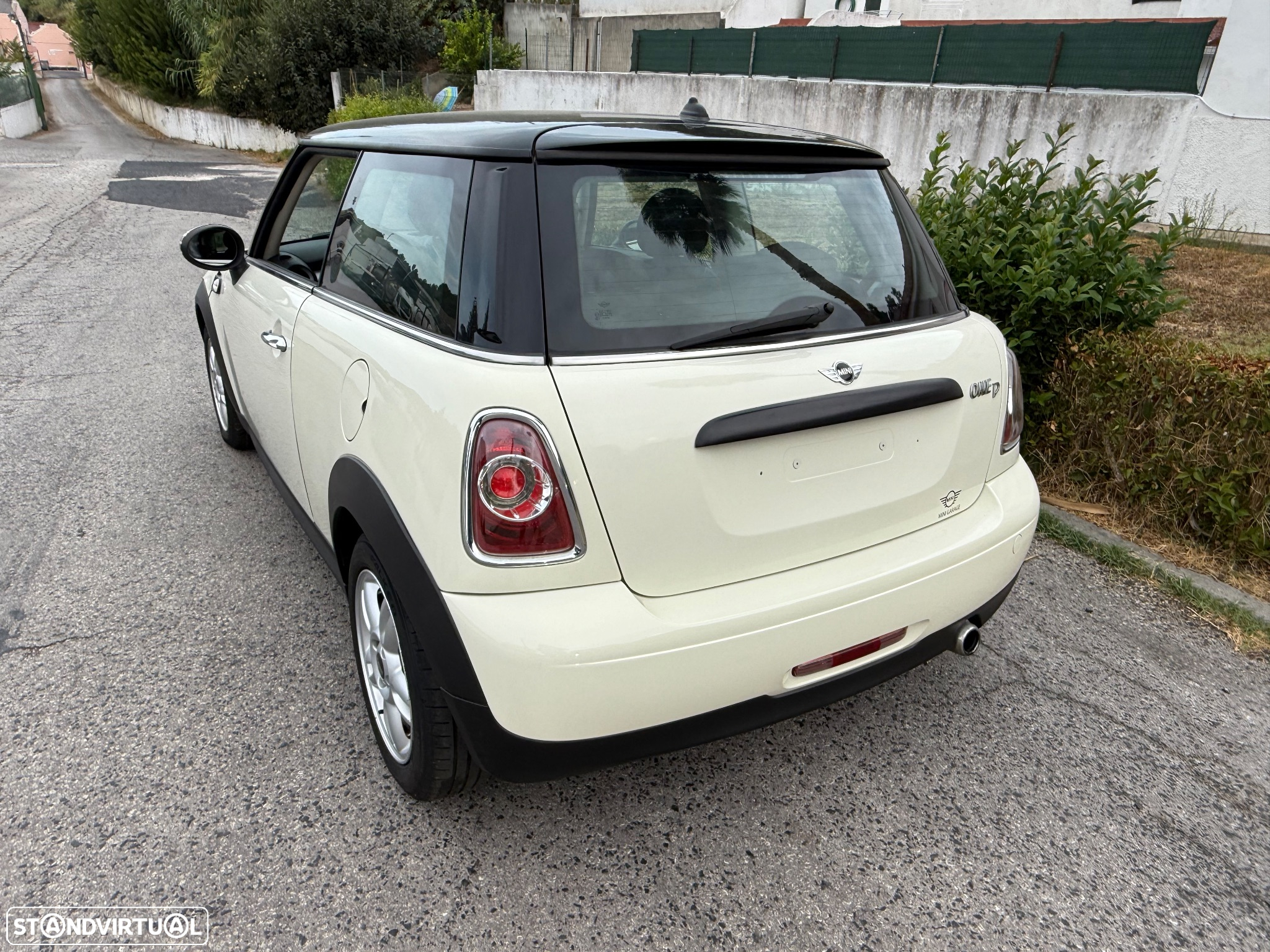 MINI 3 Portas Cooper D - 13