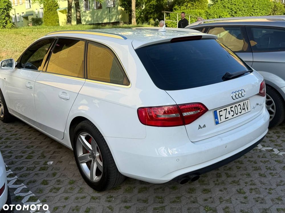 Audi A4 Avant 2.0 TDI DPF multitronic Attraction - 4