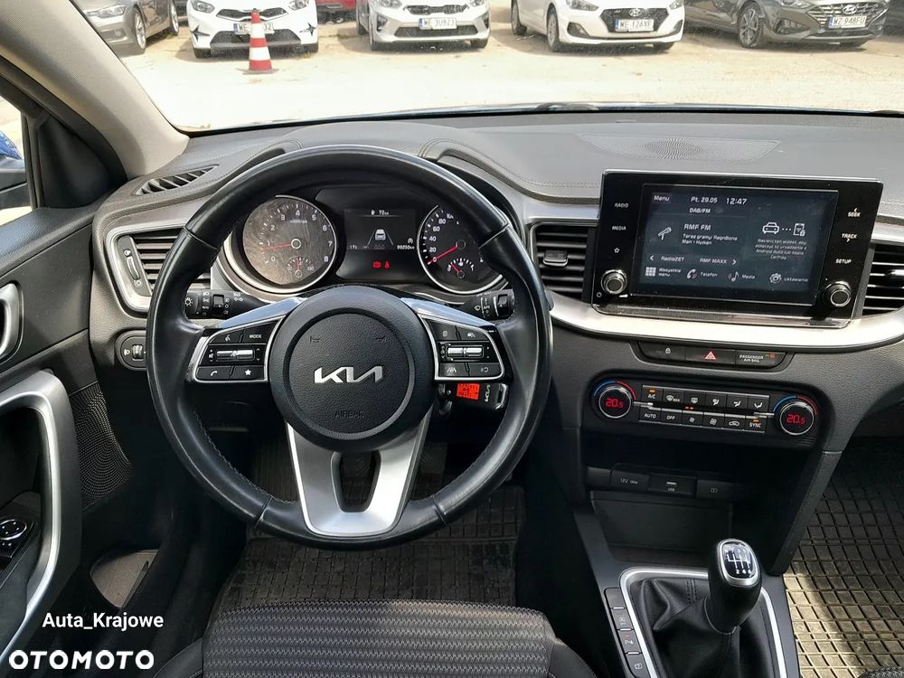 Kia Ceed 1.5 T-GDI M - 11