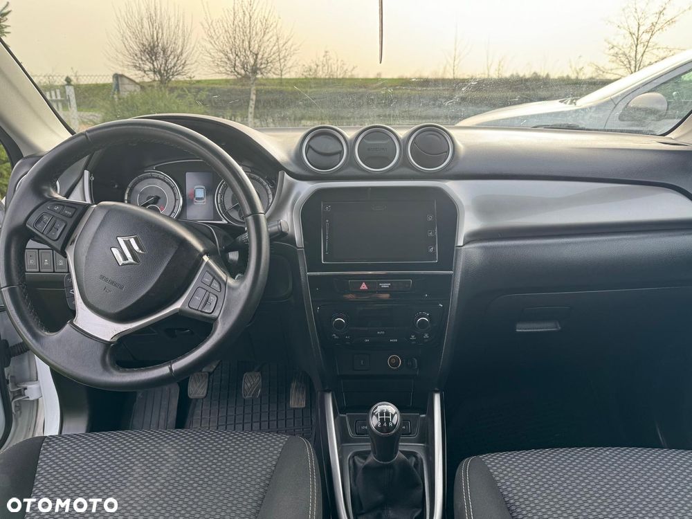 Suzuki Vitara 1.0 Boosterjet Comfort 2WD - 6