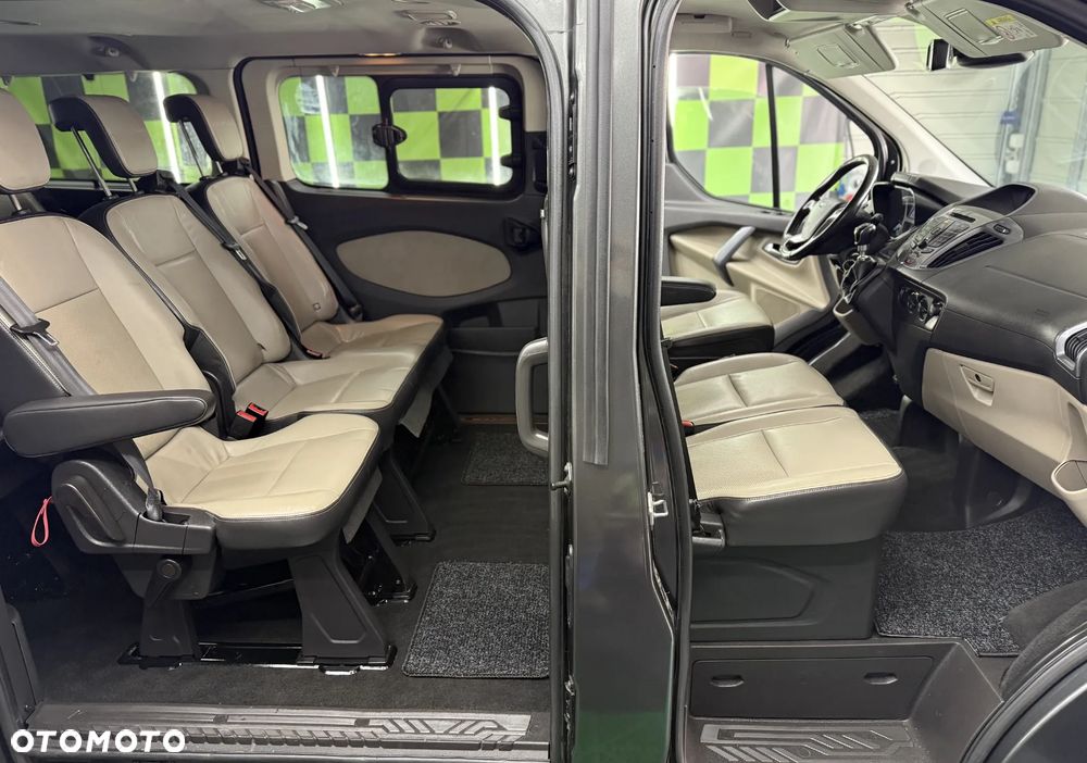 Ford Tourneo Custom 310 L2H1 VA Titanium - 9