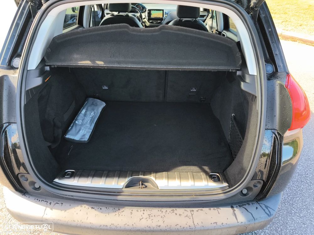 Peugeot 2008 1.2 PureTech Active - 45