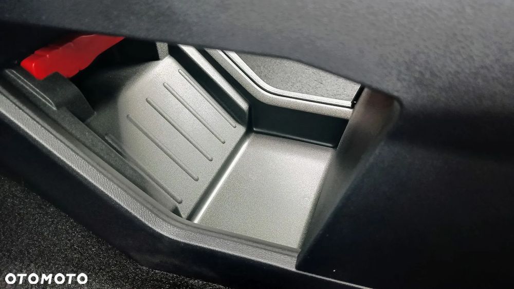 Ford Explorer 77kWh Premium RWD - 22