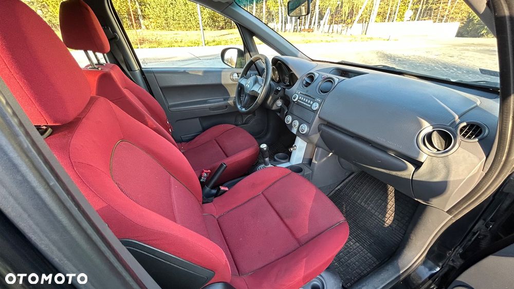 Mitsubishi Colt - 17