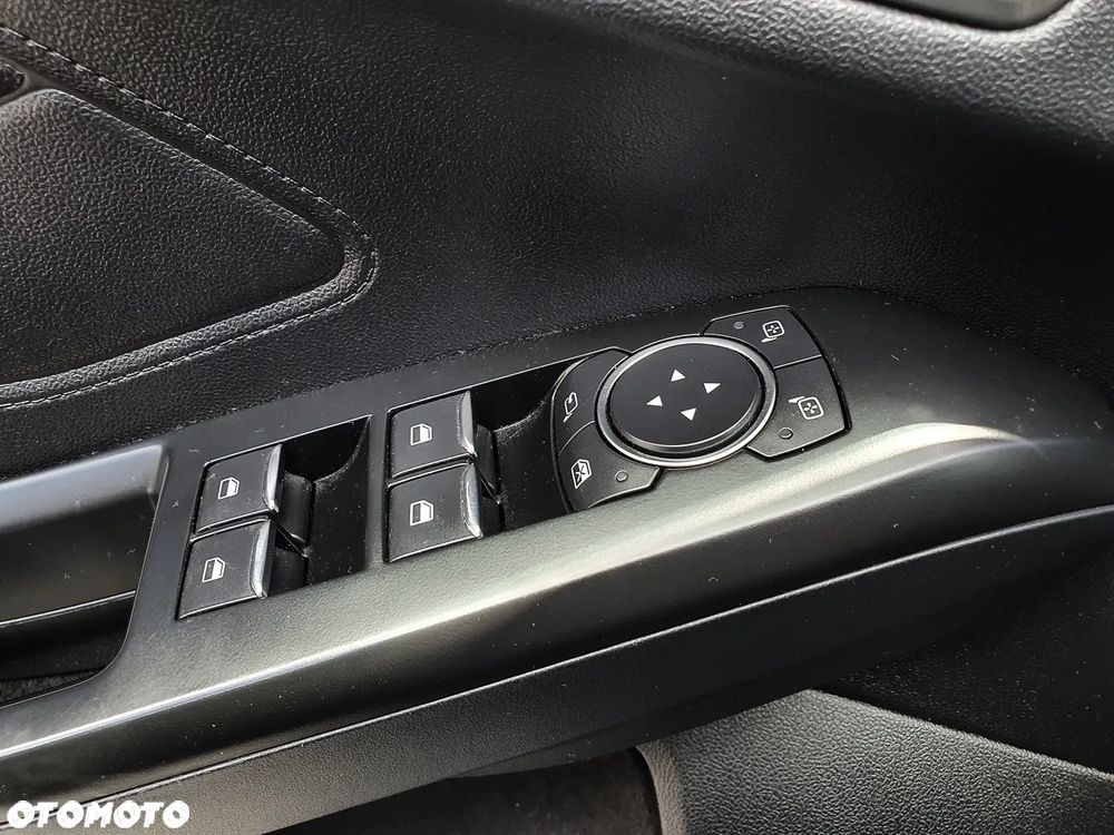 Ford Focus SW 1.5 EcoBoost Titanium - 29