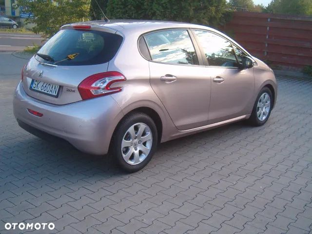 Peugeot 208 1.4 VTi Active - 6