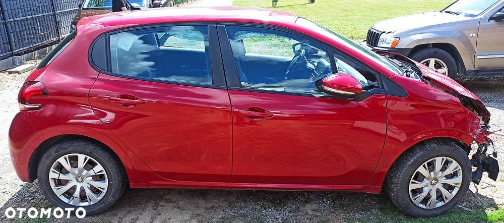 Peugeot 208 1.2 PureTech Style - 5