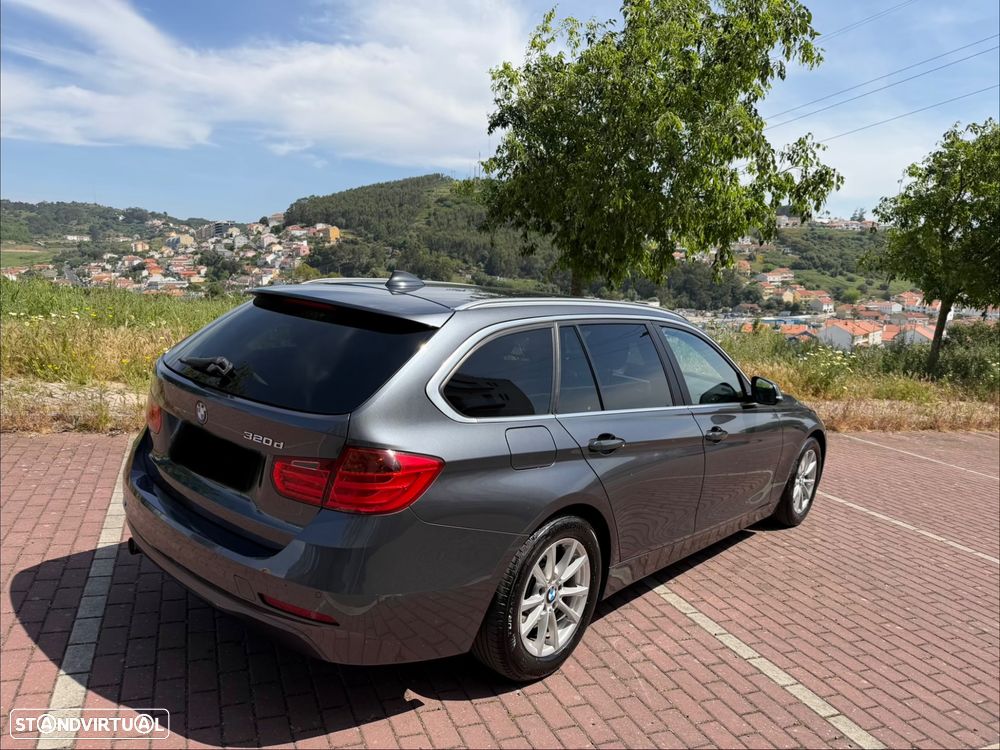 BMW 320 d Auto Line Luxury - 9