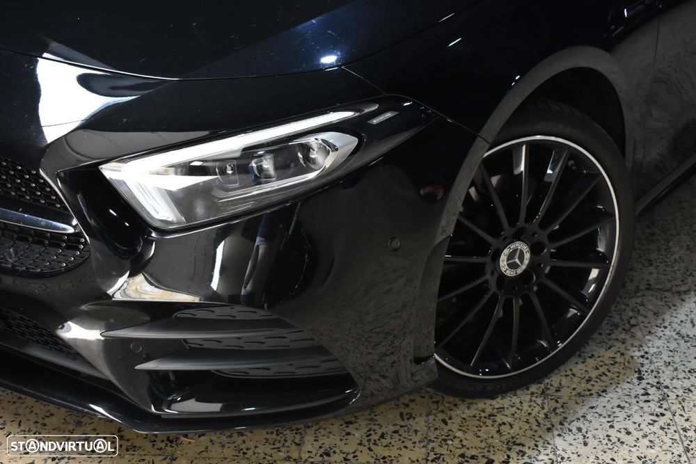 Mercedes-Benz A 250 e 8G-DCT AMG Line - 12