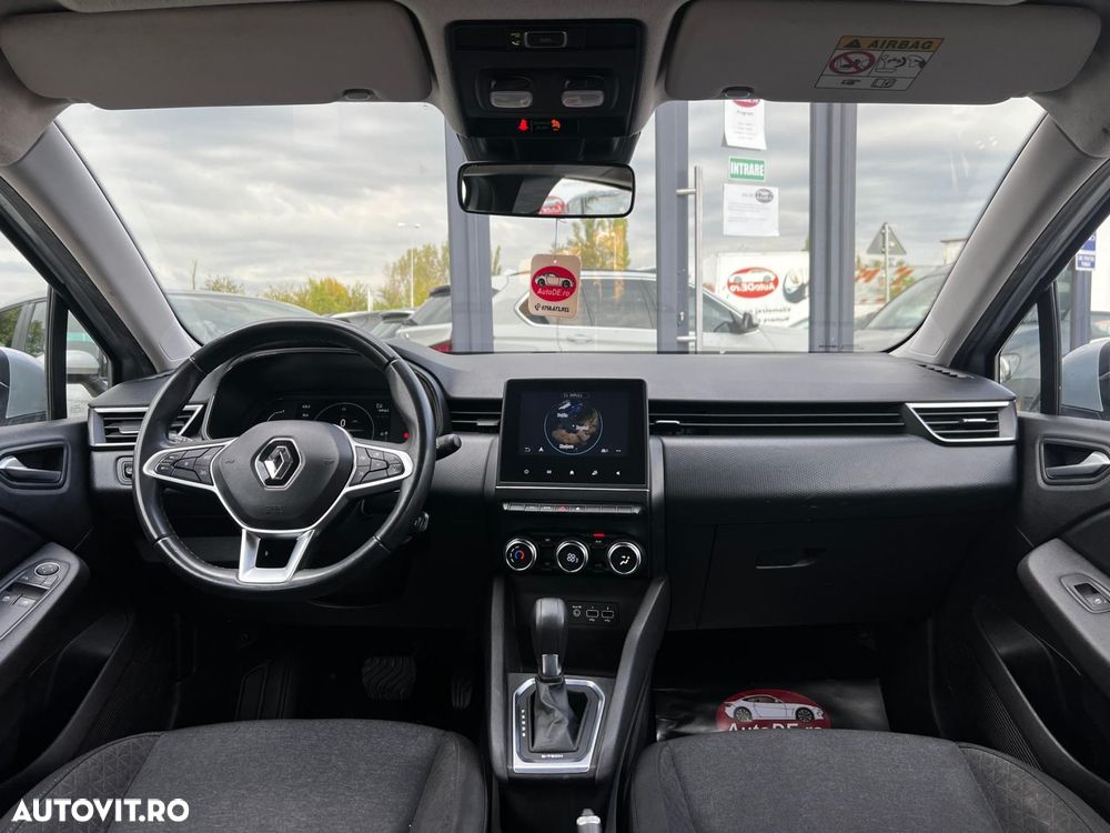 Renault Clio - 8
