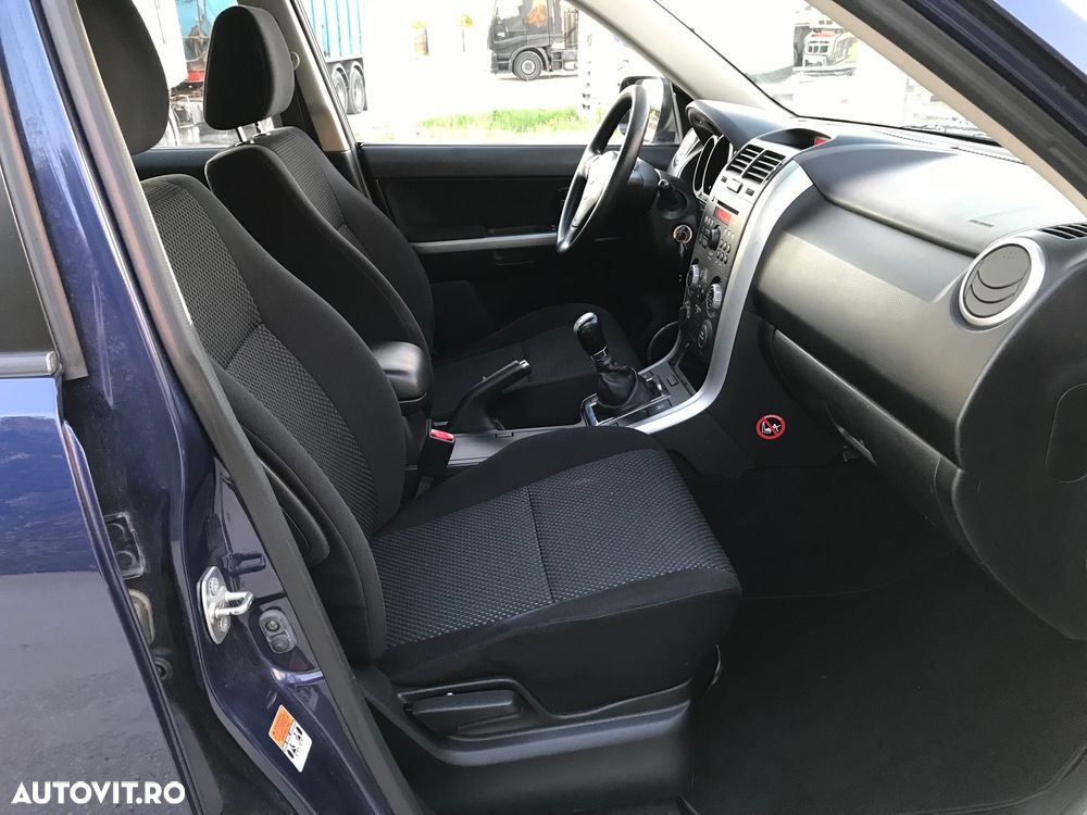 Suzuki Grand Vitara - 16