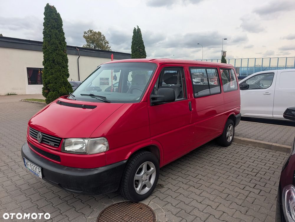 Volkswagen Multivan - 2