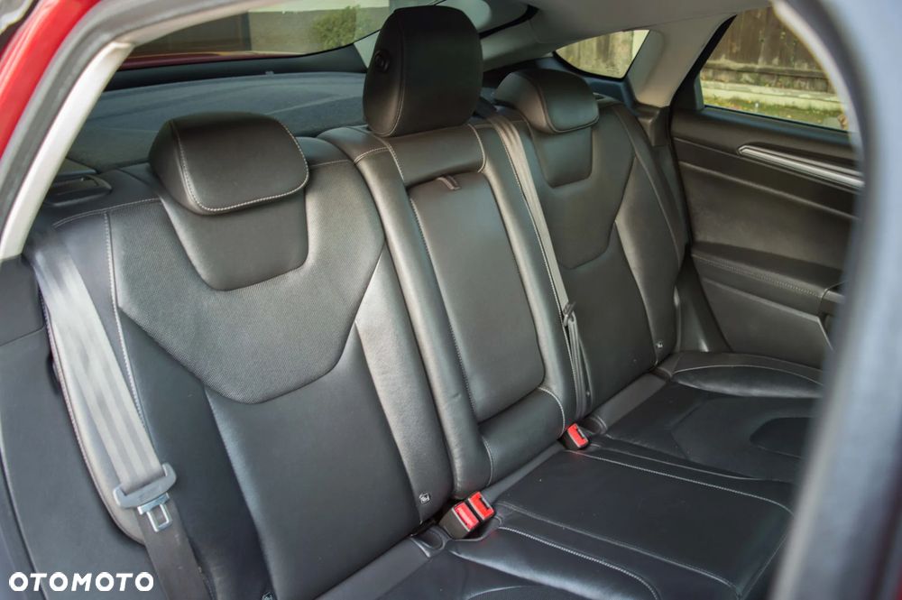 Ford Mondeo 2.0 TDCi ST-Line PowerShift - 30