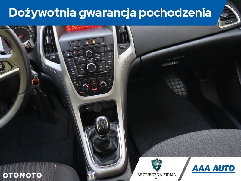 Opel Astra - 9