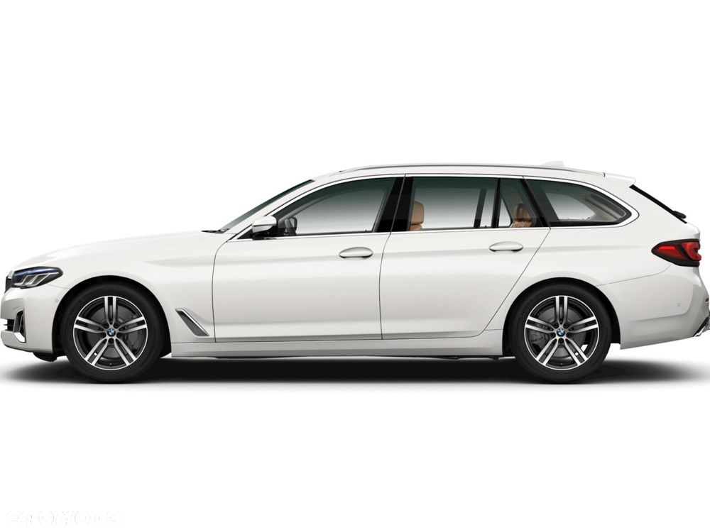 BMW Seria 5 530d xDrive mHEV Luxury Line sport - 3