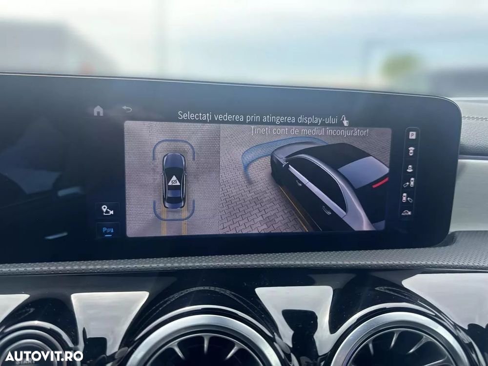 Mercedes-Benz A 220 Sedan 4Matic MHEV 8G-DCT - 21