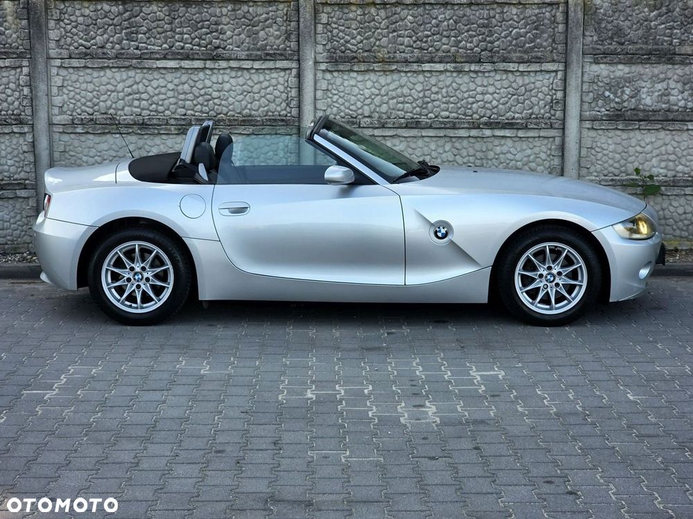 BMW Z4 2.0i - 8