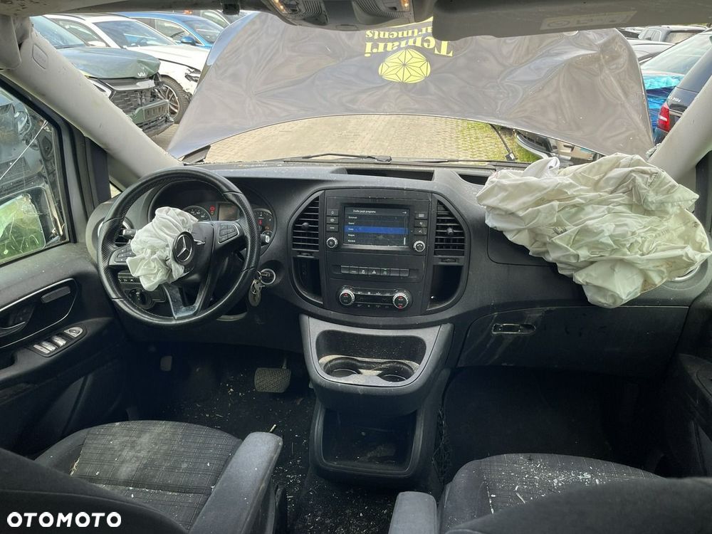Mercedes-Benz Vito - 10
