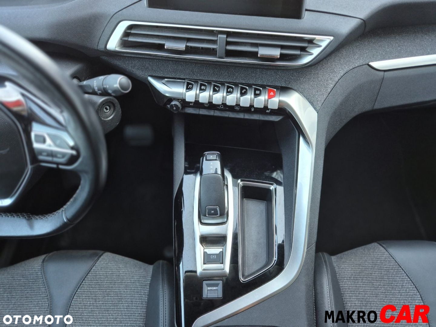 Peugeot 5008 - 10