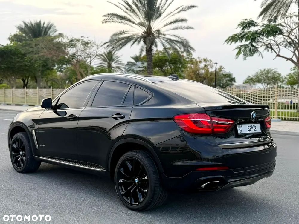 BMW X6 xDrive50i - 4