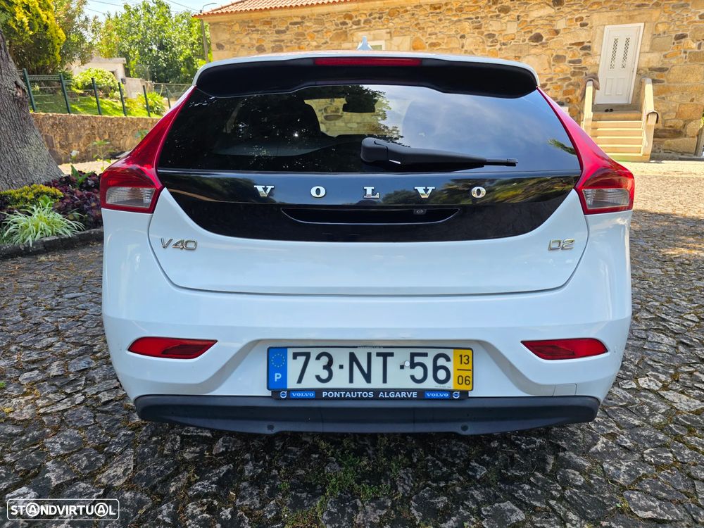 Volvo V40 1.6 D2 Momentum - 6