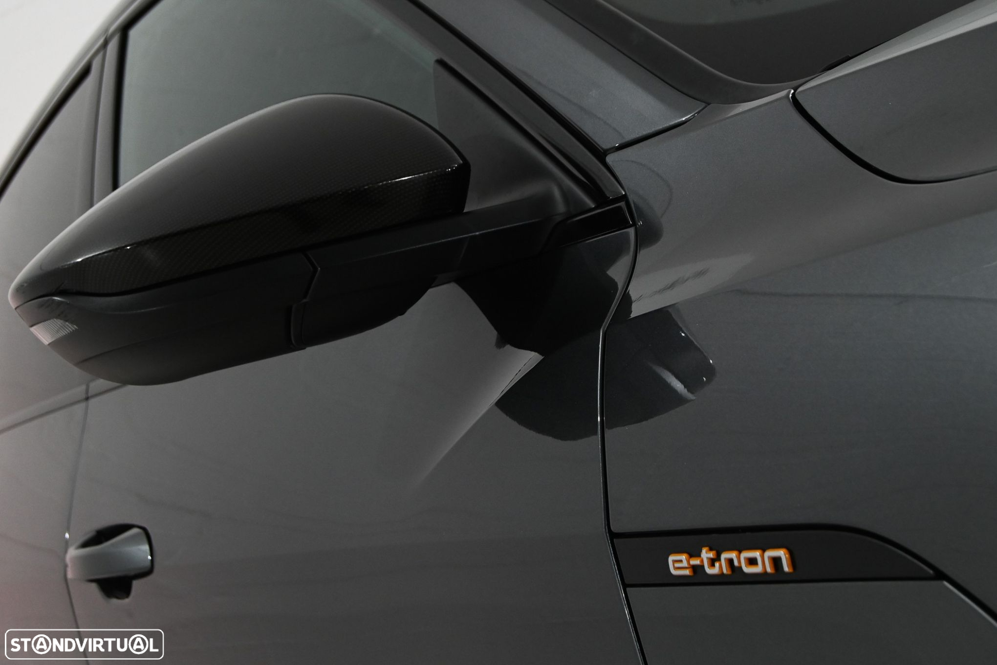 Audi e-tron 55 quattro S line - 11