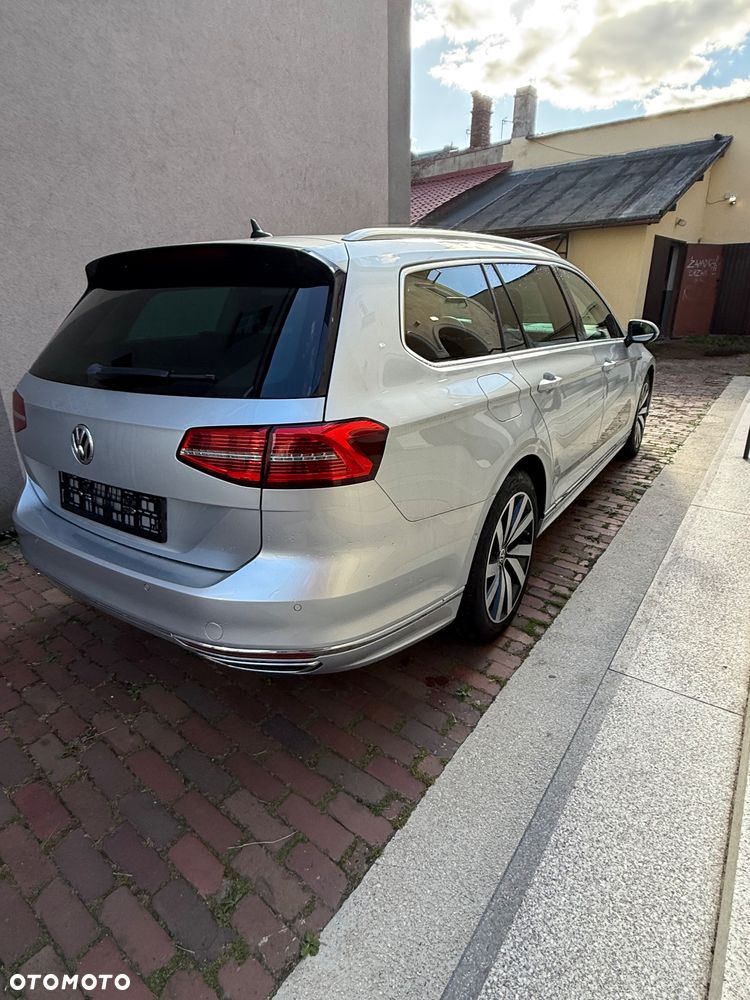 Volkswagen Passat - 3