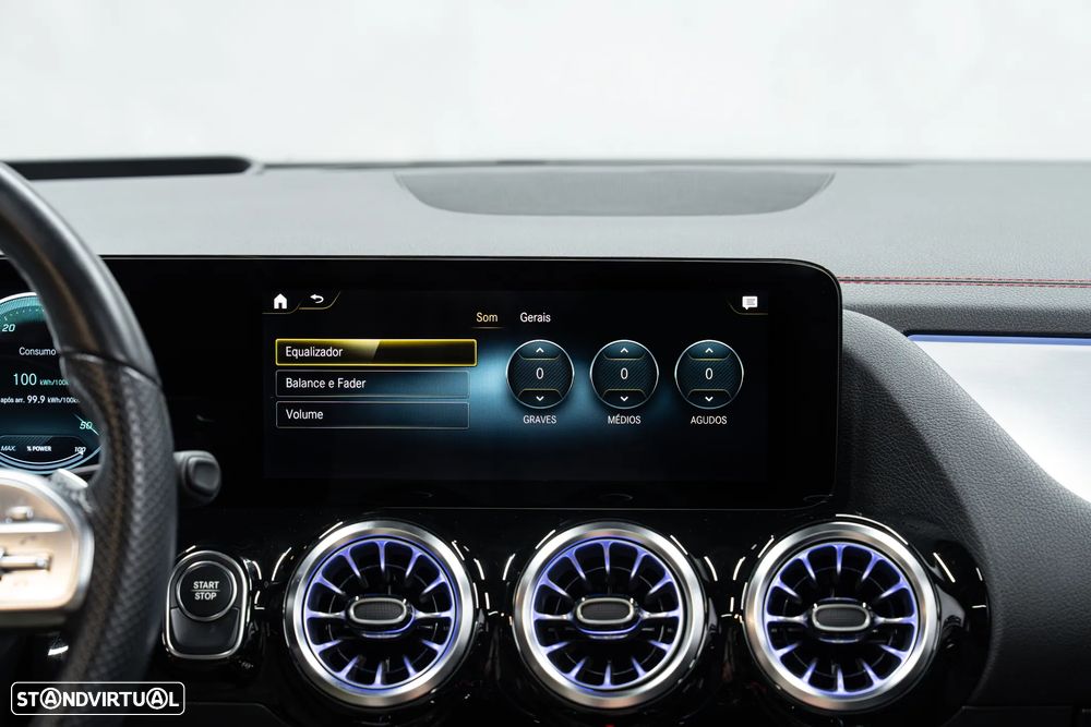 Mercedes-Benz EQA 300 4Matic - 32