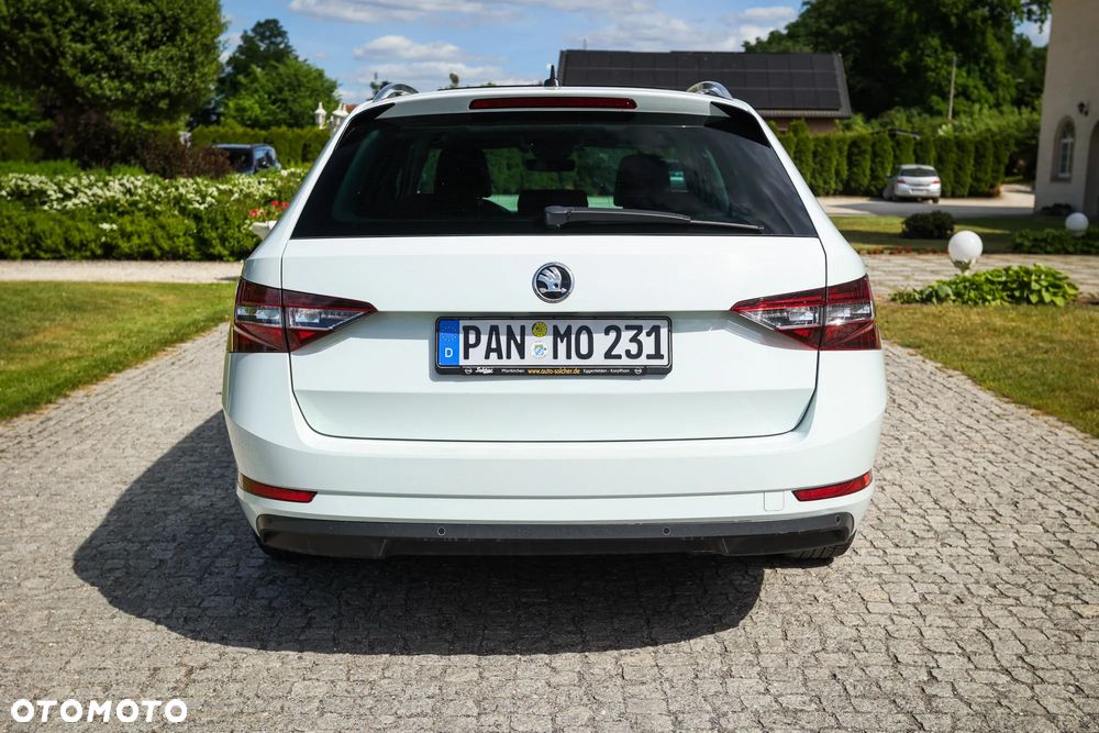 Skoda Superb 2.0 TDI 4x4 DSG L&K - 5