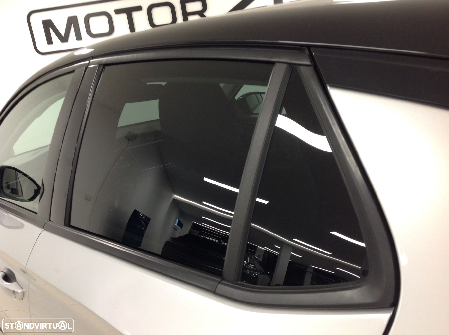 Opel Corsa 1.2 Business - 17