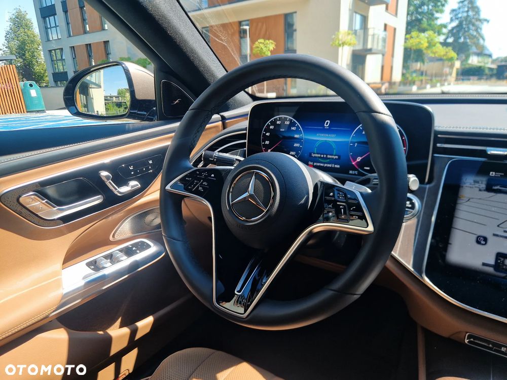 Mercedes-Benz Klasa E 220 d mHEV Exclusive 9G-Tronic - 20