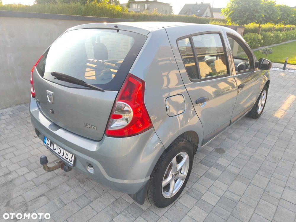 Dacia Sandero - 3
