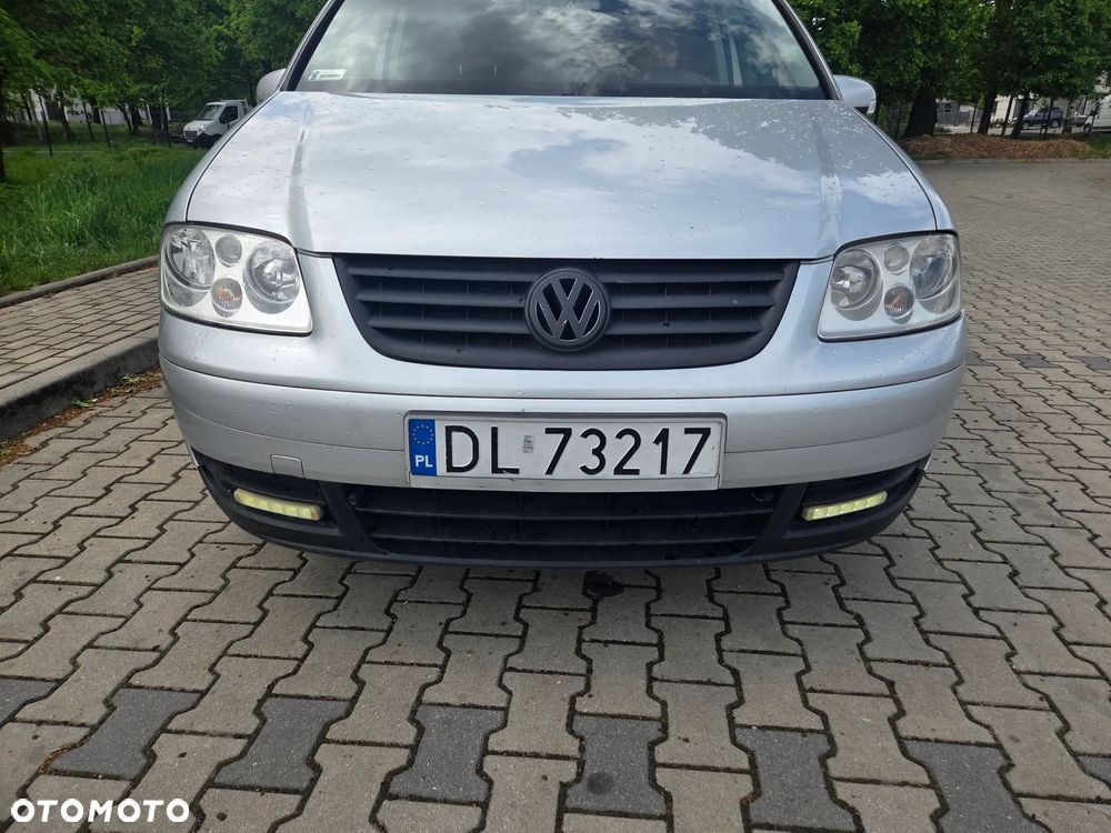 Volkswagen Touran 1.6 - 8