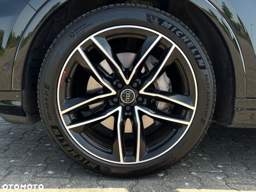 Audi Q7 - 10