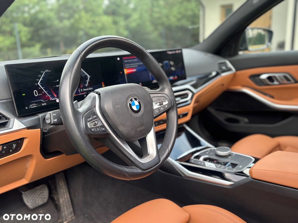 BMW Seria 3 320e Luxury Line sport - 19