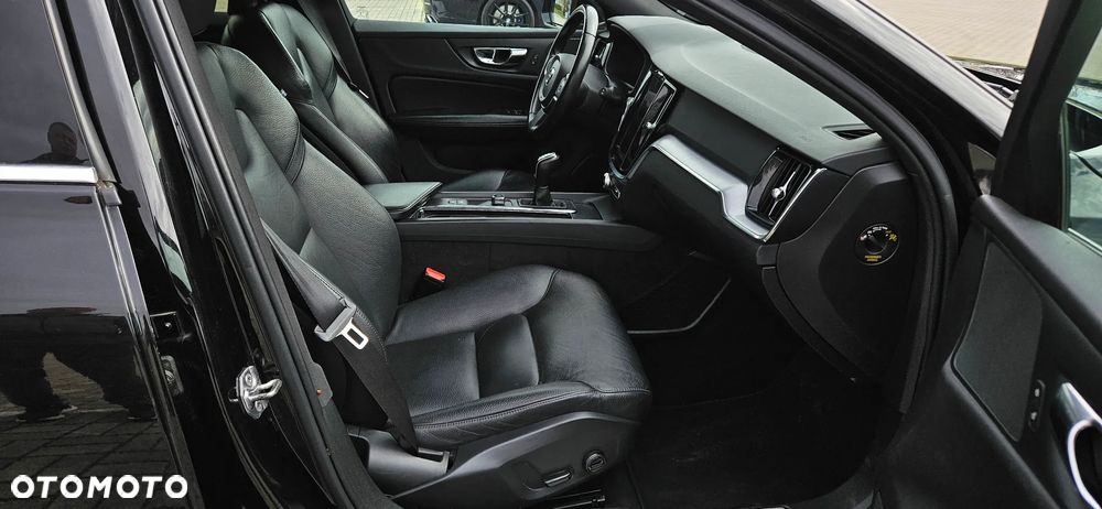 Volvo V60 D3 Summum - 13