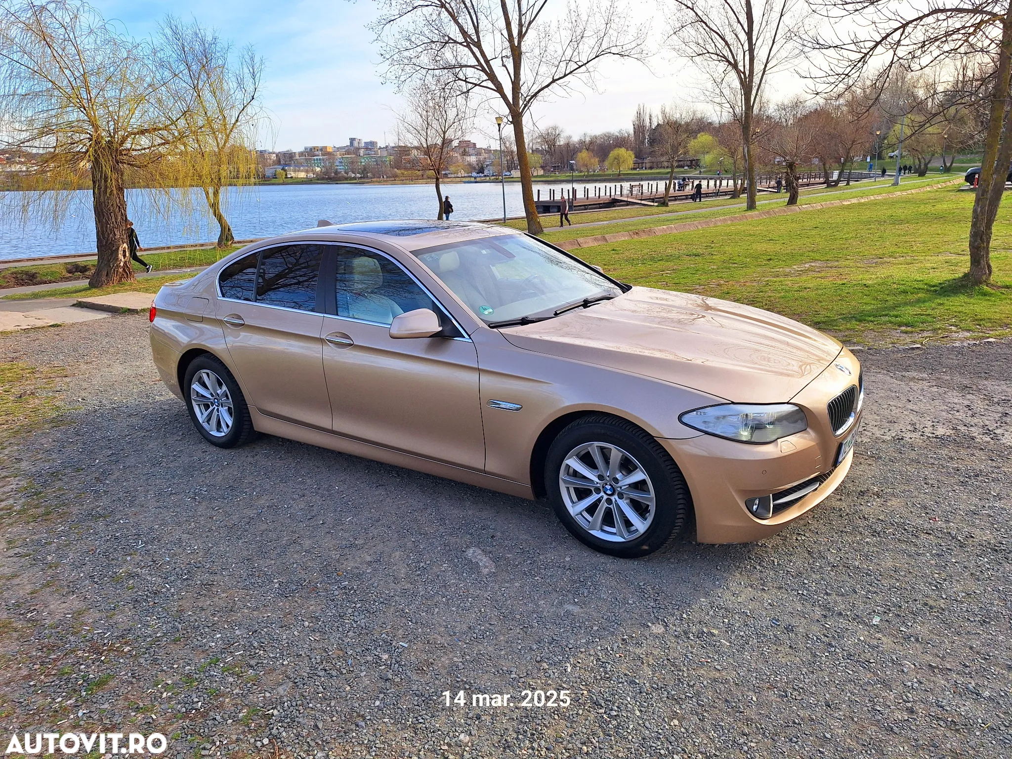 BMW Seria 5 520d Aut. Luxury Line - 2