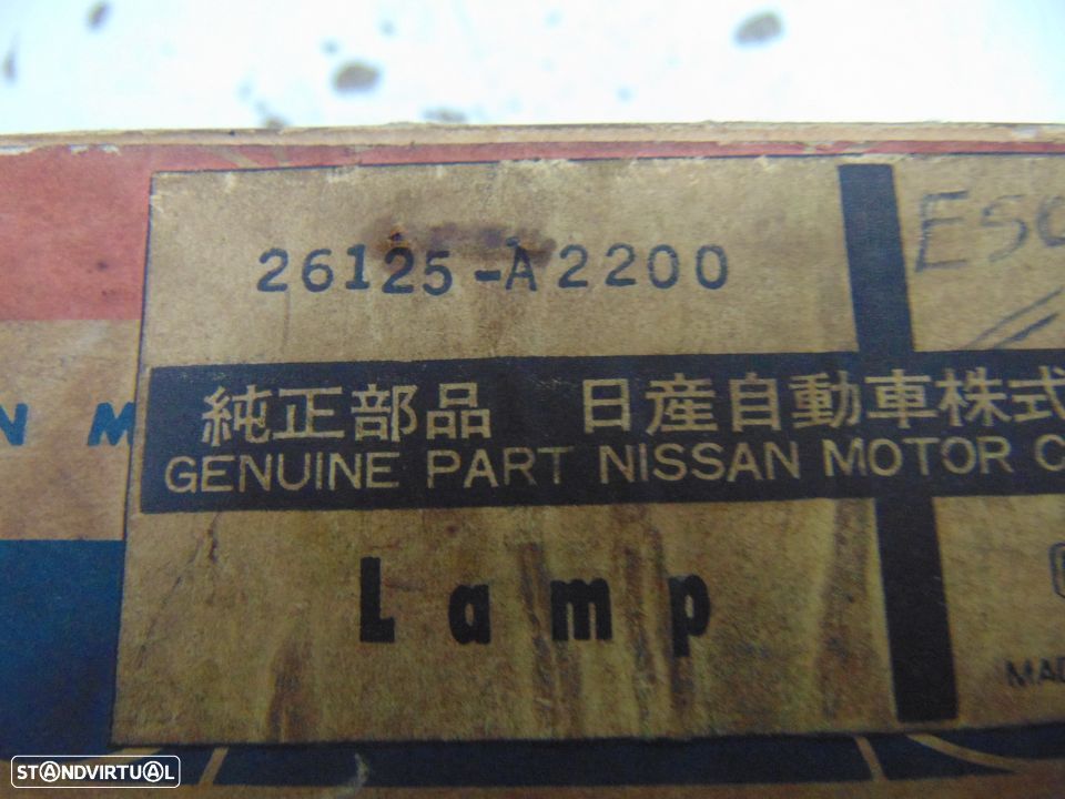 Datsun 1600 sss farolins da frente - 2