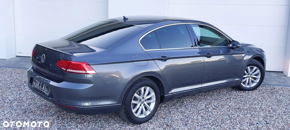Volkswagen Passat 1.6 TDI BMT Comfortline - 5