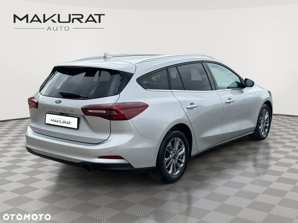 Ford Focus 1.0 EcoBoost Titanium X - 4