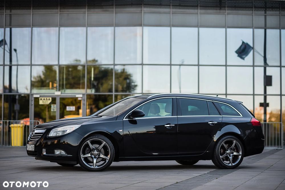 Opel Insignia 2.0 CDTI Sports Tourer - 4