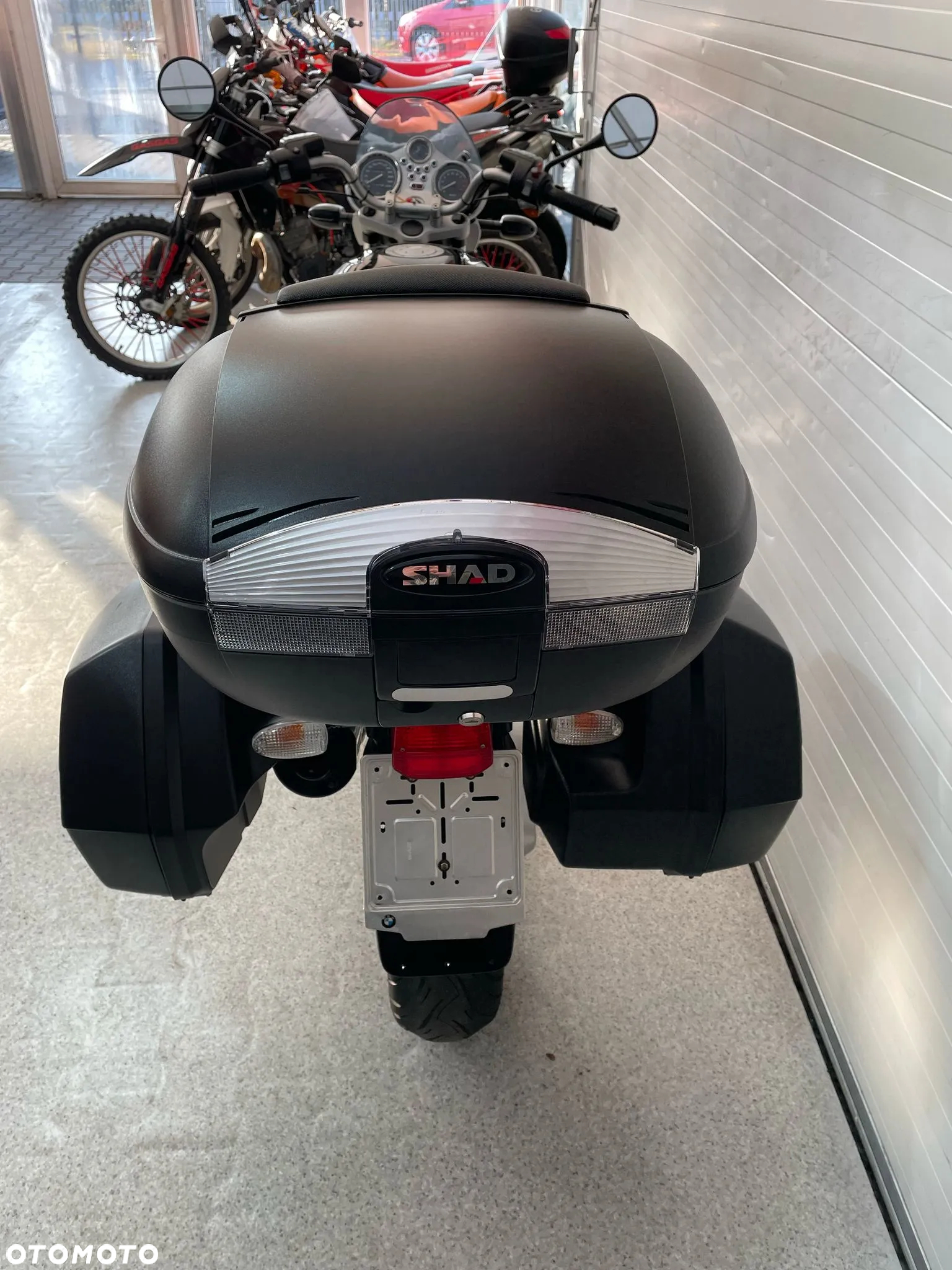 BMW R - 7