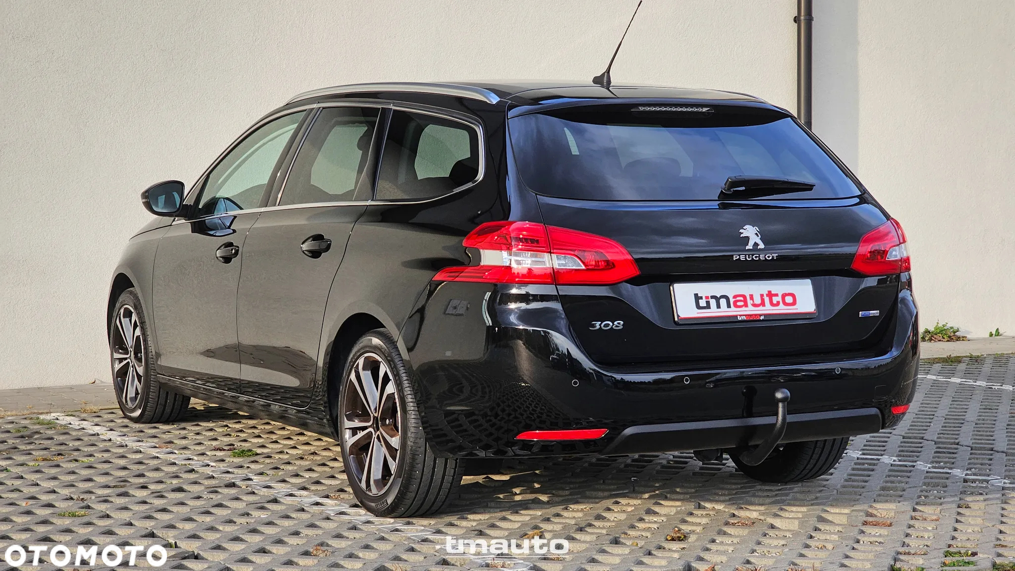 Peugeot 308 SW 1.2 PureTech Allure S&S - 4