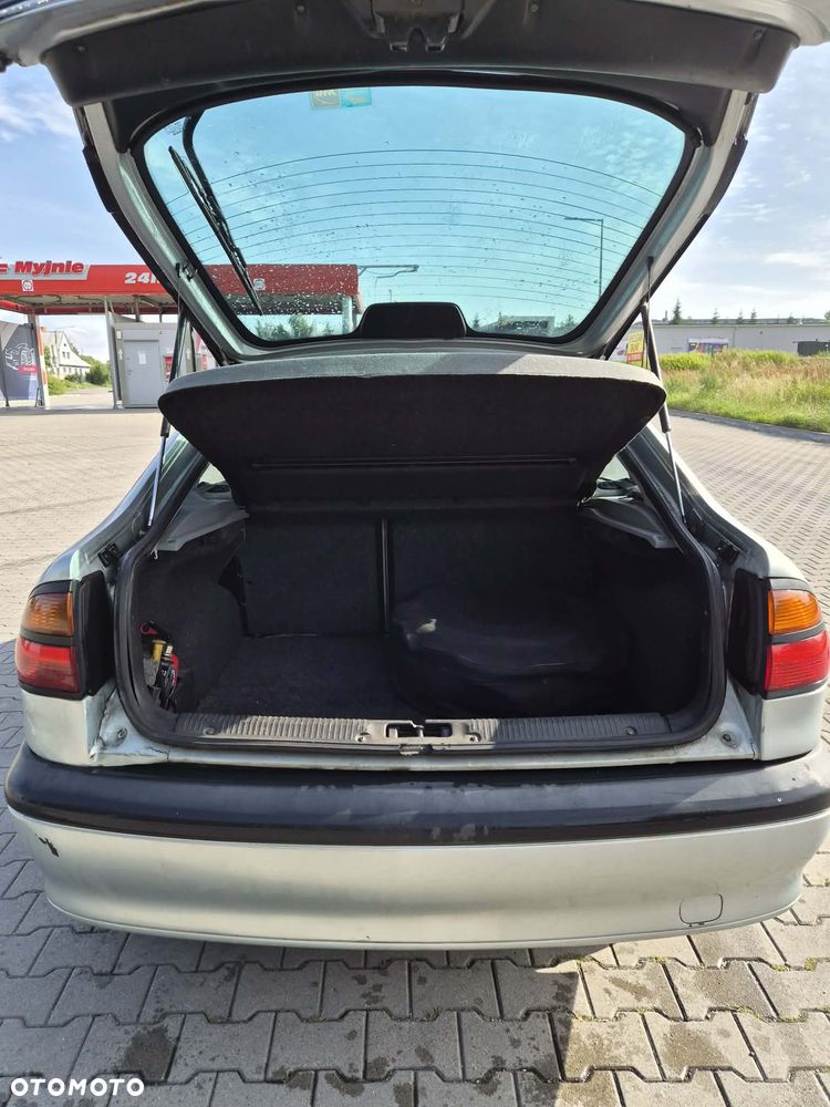 Renault Laguna 1.6 Concorde - 7