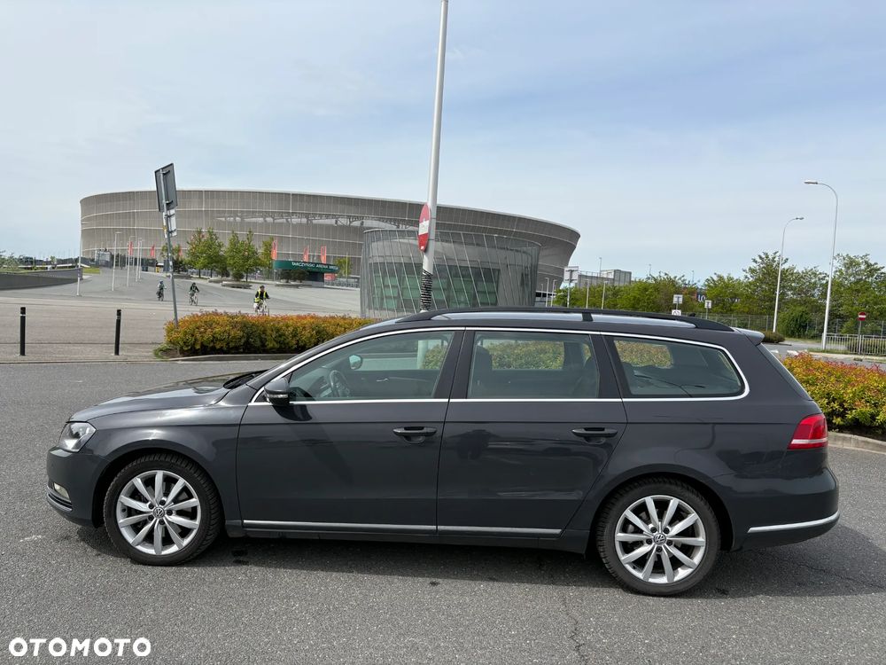 Volkswagen Passat 2.0 TDI BlueMotion Technology Comfortline - 2