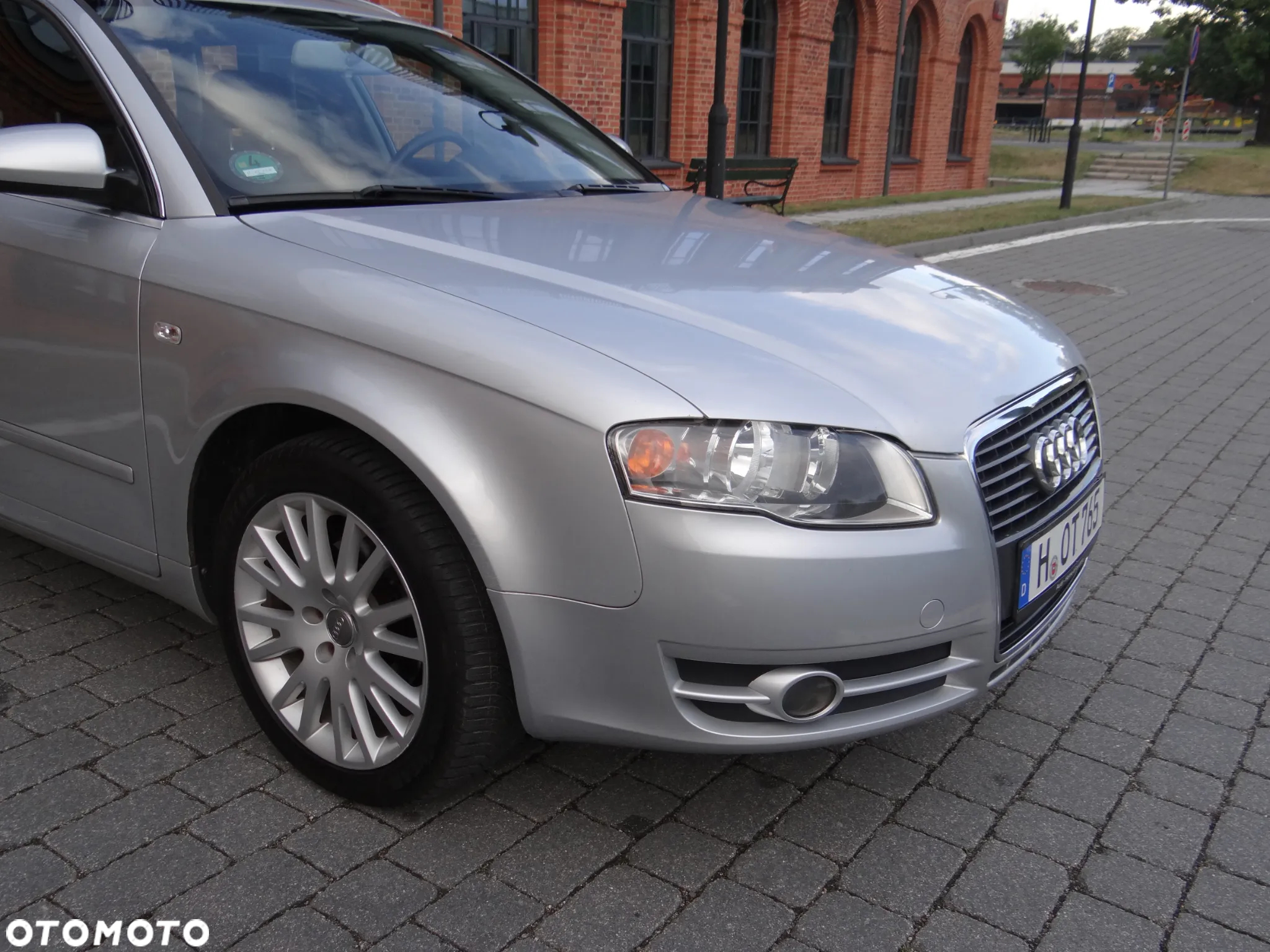 Audi A4 1.6 - 12
